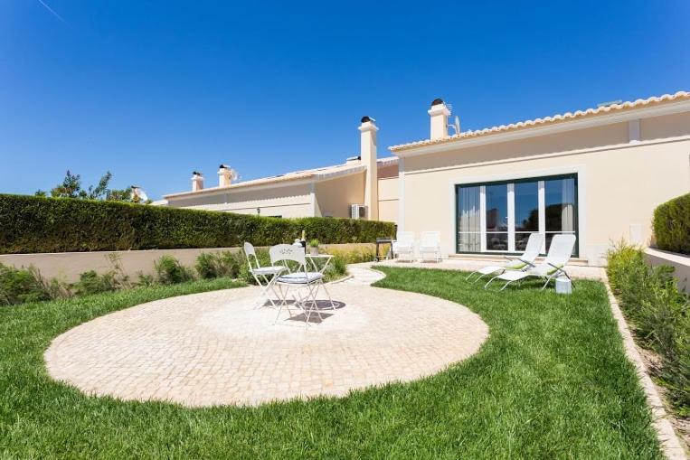 Villas T3 Com Jardim Vila Sagres Exterior photo