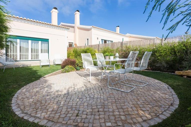 Villas T3 Com Jardim Vila Sagres Exterior photo
